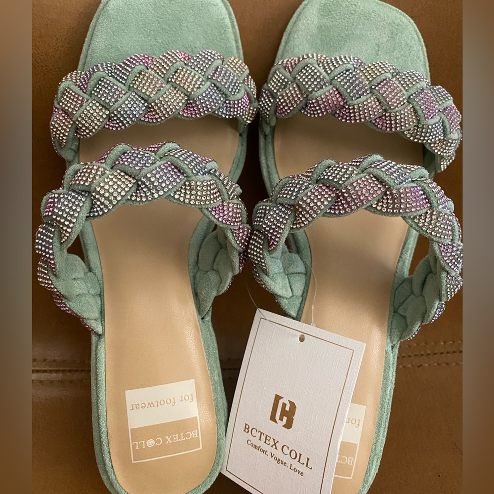 Open toe heel..